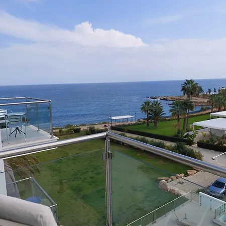 Milepost Vacations Apartment Paralimni Exterior photo